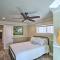 Walk to Downtown Gilbert Home with Fire Pit!