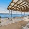 Lutefisk Lodge - Tyee Beach