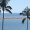 Hamptons Meets Hervey Bay In Upmarket Resort - Ocean Views