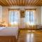 Apirathes Residence
