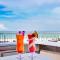 Holiday Inn Express & Suites Panama City Beach Beachfront, an IHG Hotel - Panama City Beach