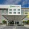 Holiday Inn Express Doral Miami, an IHG Hotel