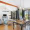 Block Eight Estate 5 x 1br Luxury Retreats