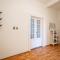 Super Central Billiard and Darts Big Apartment