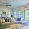 Beautiful Hill Country Cottage - Walk to Downtown!