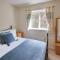 Host & Stay - 57 Woodland View