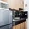 Stylish and Comfy Studio at Casa De Parco Apartment By Travelio - 当格浪