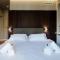 AMA 18 Rooms - The House Of Travelers-