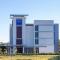 TRYP by Wyndham Orlando