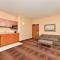 HOLIDAY INN EXPRESS & SUITES ELK GROVE CENTRAL - HWY 99 by IHG