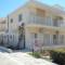 Niki Court Holiday Apartments