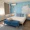 Francis Superior Rooms