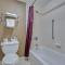 Americas Best Value Inn Laredo - لاريدو