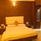 Royal Palms Luxury Service Apartment - Nagpur