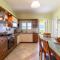 Spyrelia Villa with Private Pool & Outdoor Hot Tub