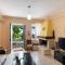 Almondtree House Exanthia - Private Parking