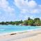 Seagaze beach house is perfect for family, a few steps to the beach
