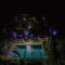 Mindo GlamBird Glamping & Lodge