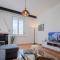 Amphitheater Apartment