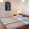 Holiday Home Mick by Interhome