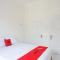 RedDoorz Plus near UMS Solo - 梭罗
