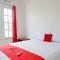 RedDoorz Plus near UMS Solo