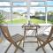Orion House - sleeps 6, driveway, garden