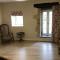 Blacksmiths Cottage in Blanzay - 3 beds - Blanzay