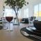 Phaedrus Living: Seaside Modern Flat Lighthouse 63