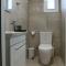 Phaedrus Living: Seaside Modern Flat Lighthouse 63