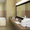 Holiday Inn Express Hotel & Suites Saginaw by IHG