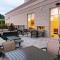Holiday Inn & Suites - Farmington Hills - Detroit NW by IHG