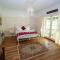 Rosebridge House Bed & Breakfast Adult Retreat