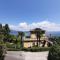 BMP APARTMENT GIOIOSA 2 giardino vista Lago Maggiore