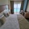 Waters Edge Hotel