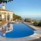 Belvilla by OYO Villa in Arenas with Private Pool - Arenas