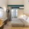 Sunshine Apartments