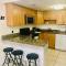 Spacious Condo close to Siesta - ساراسوتا