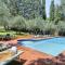 Villa in Private Estate,shared Pool,parking,3km to Ponte Vecchio