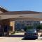 Super 8 by Wyndham San Antonio Near Fort Sam Houston