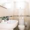 Nissini Blanco, 3 bedroom villa with private pool, 5 min to the beach