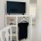 Stylish Home for 6 in Adamas - Adamas