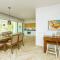 Perfect Getaway a Yaaxlum 106