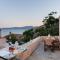 Myrsini's Castle House - Comfortable Residence with Large Balcony & Sea View - Monemvasia