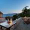 Myrsini's Castle House - Comfortable Residence with Large Balcony & Sea View - Monemvasia