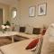 Ser Ar Y Bryn- Lovely family home with garden, walk to the village and beach