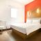 Amaris Hotel Season City