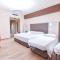 Bhotel