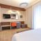 Bhotel