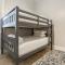 Hosteeva Modern Condo Near Magazine St & Close to FQ - New Orleans